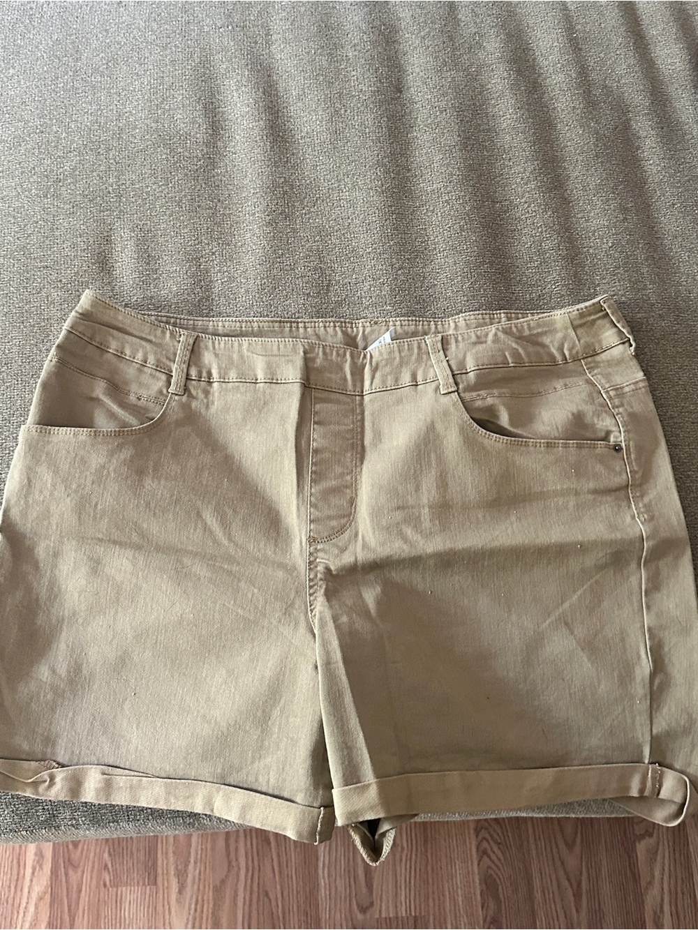 Time and Tru Khaki Roll-Cuff Bermuda Shorts